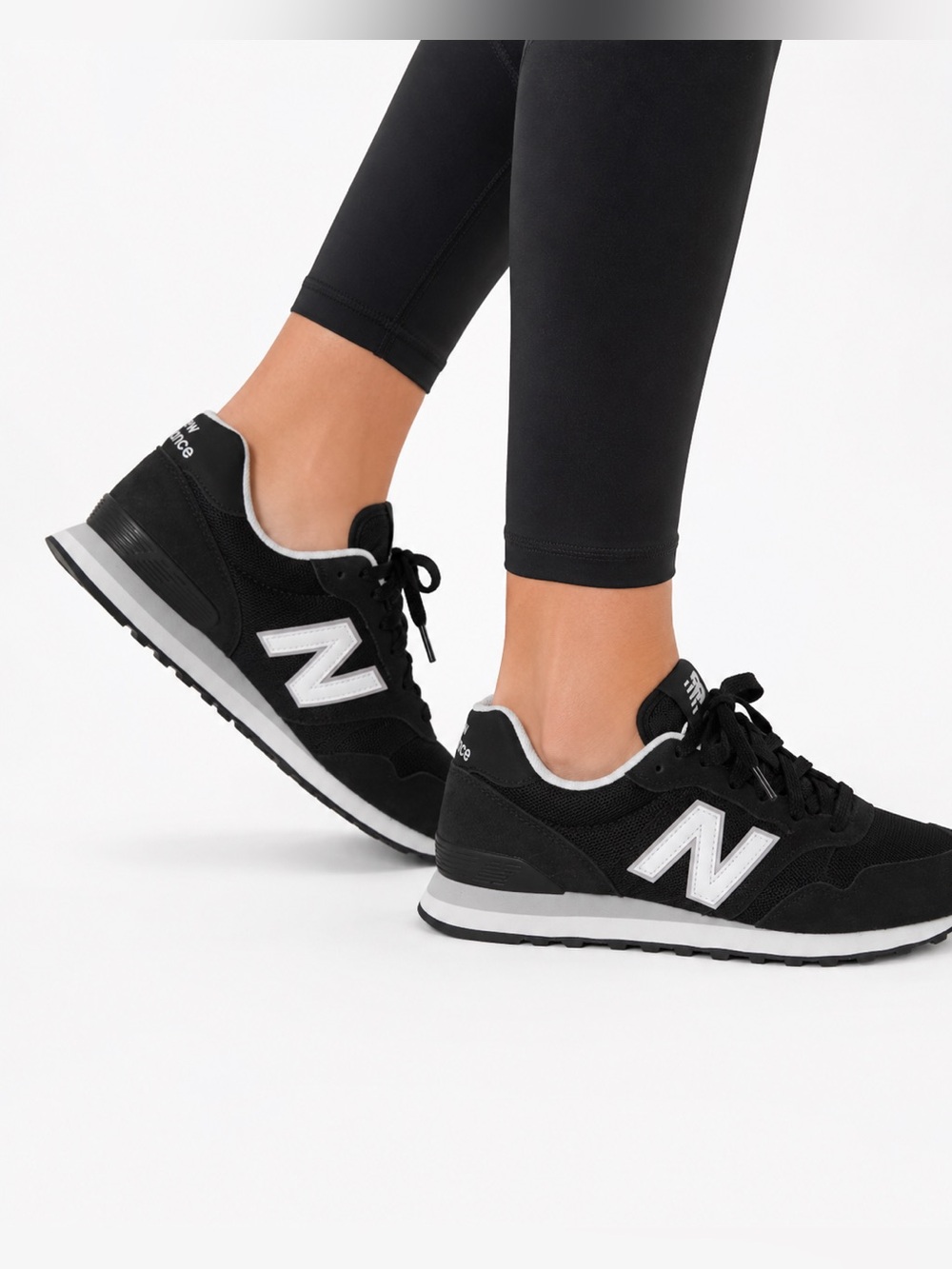 New Balance  women black Sneakers